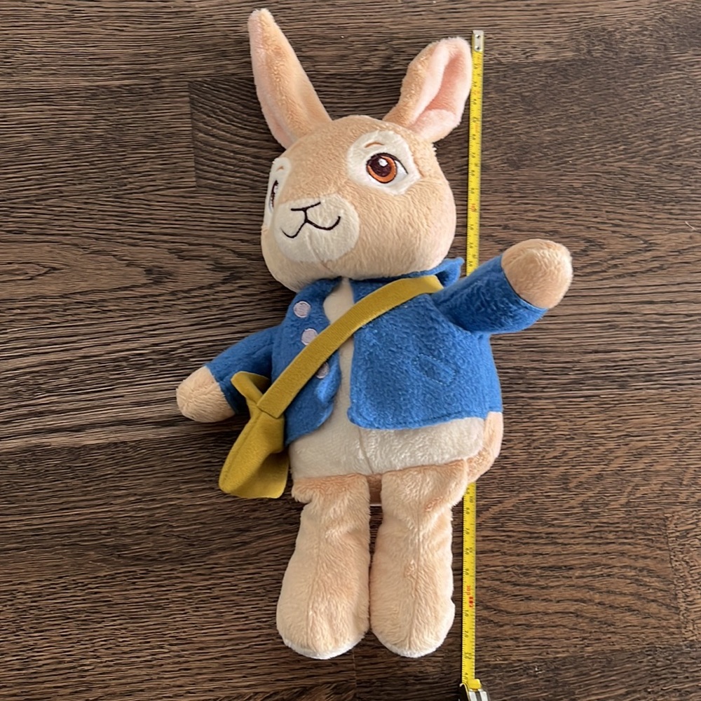 Peter Rabbit stuffy with voice - Picture 3 of 5